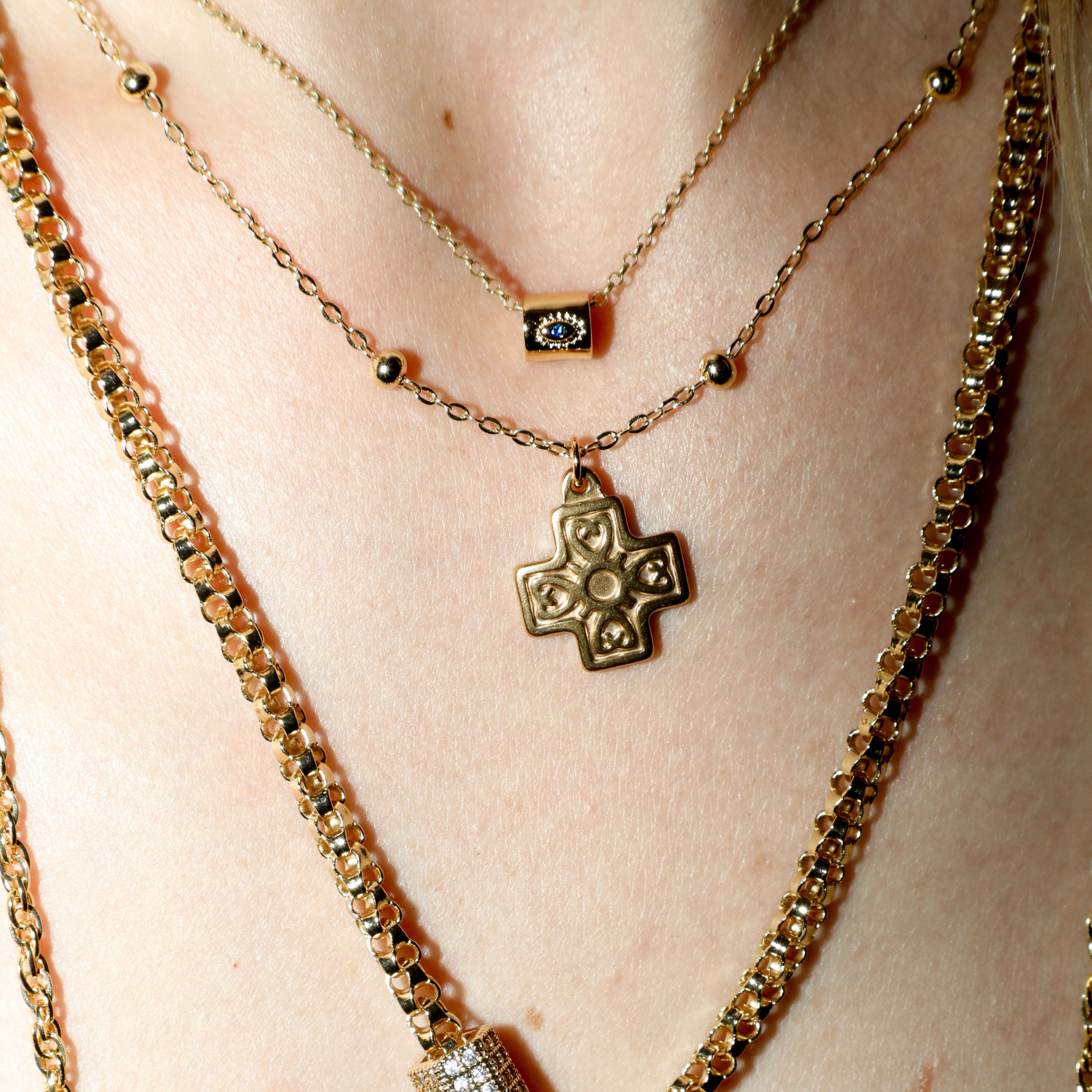 Dainty Eye Infinity Bead Rolo Chain Necklace