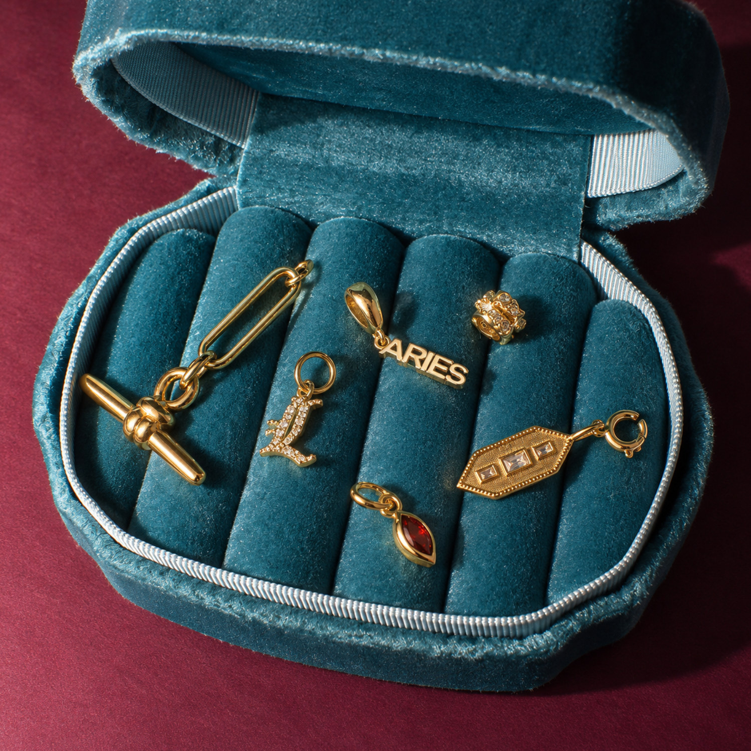 Tria Talisman Charm