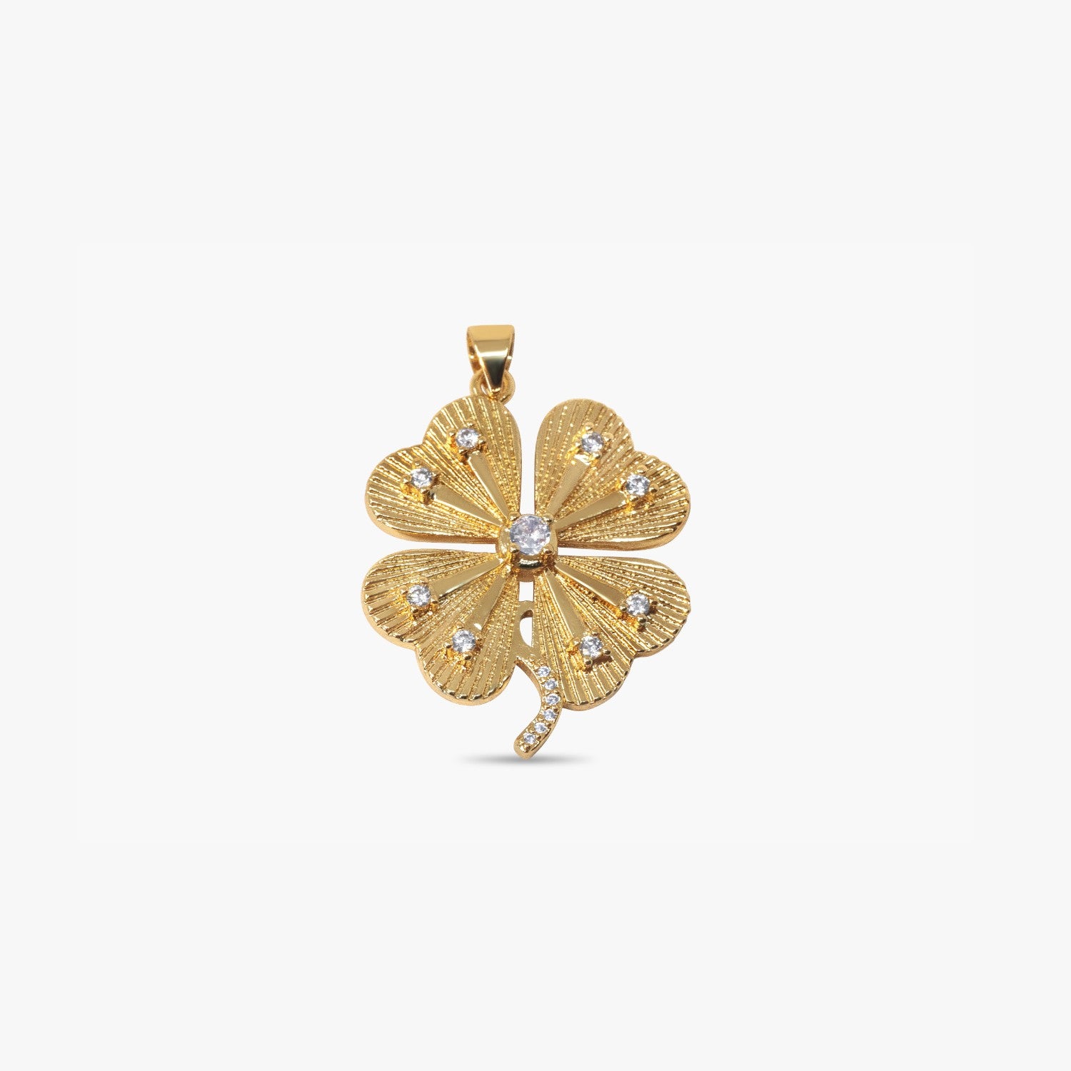 4leafclover-PhotoRoom.jpg