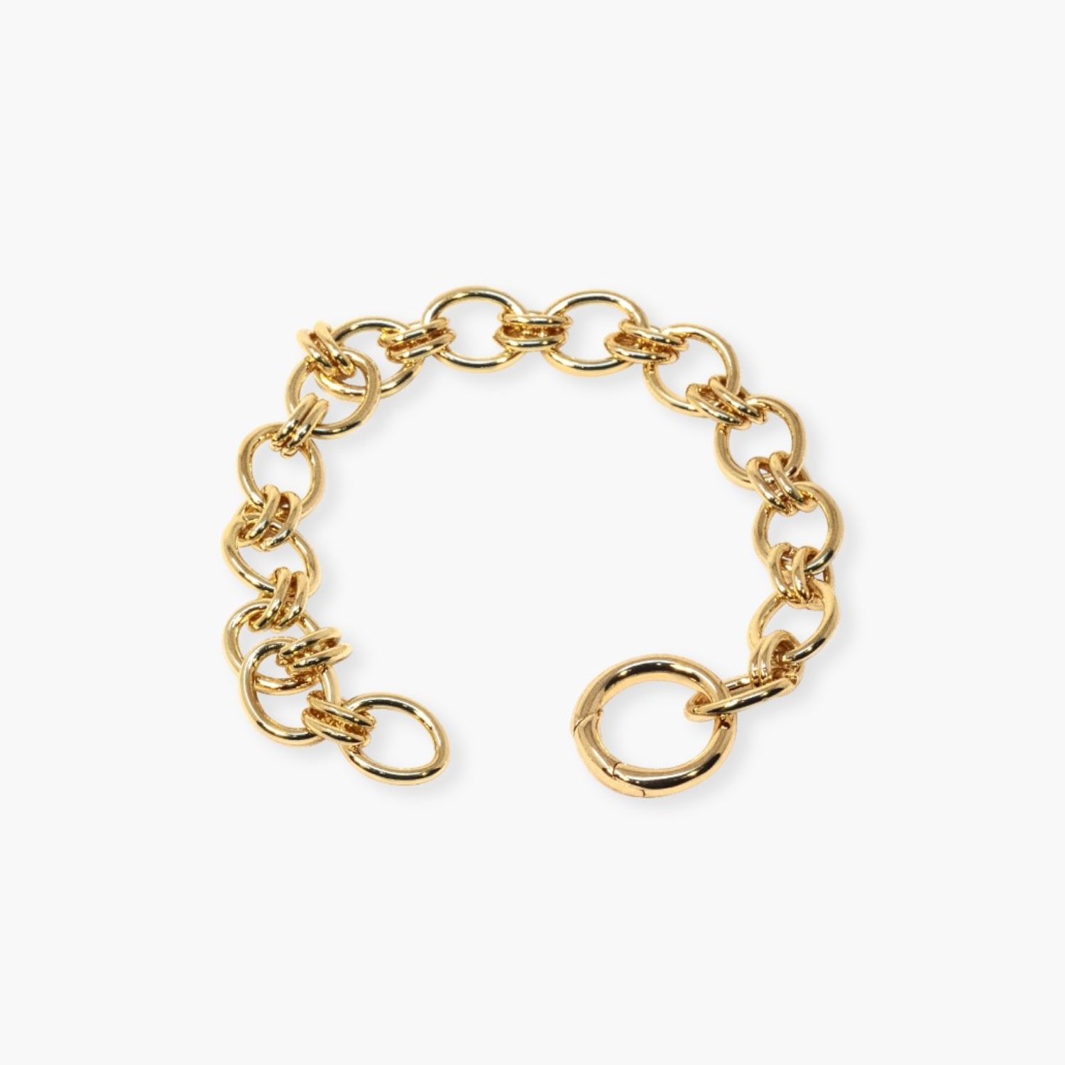 looplinkCharmChainbracelet-Photoroom.png