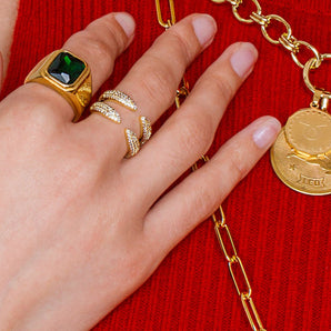 Serafina Pave Ring