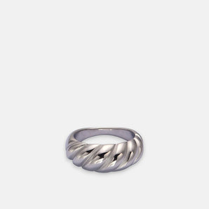 Chunky Croissant Ring